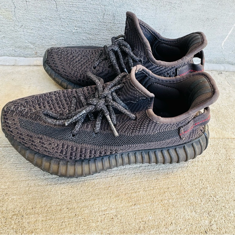 COPY - Adidas size 5 Yeezy Boost 350 V2 Low Black Non-Reflective